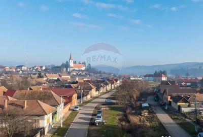 Casă cu 3 camere cu Teren 2134 Mp în Cincu - 9