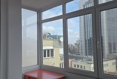 Apartament semidecomandat în Romană