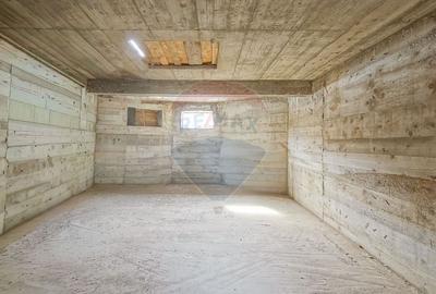 Casă cu 6 camere cu Teren 847 Mp în Hălchiu - 16