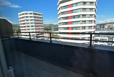 Vand apartament tip studio cu parcare - 1