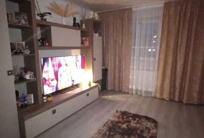 Apartament cu 4 camere decomandat în Pantelimon - 12
