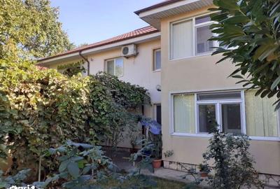 Casă cu 9 camere cu Teren 800 Mp în Mangalia - 8