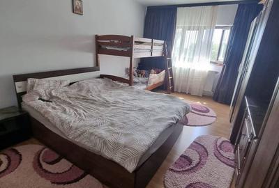 Apartament cu 2 camere în Km 5 - 3