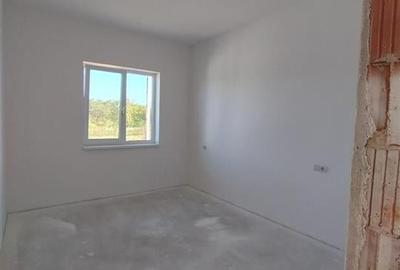 RECO Duplex 3 camere de vanzare in Nojorid - 5