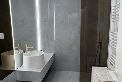 Apartament cu 3 camere decomandat în Central - 2