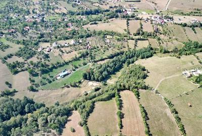 Teren intravilan, priveliste deosebita - 25