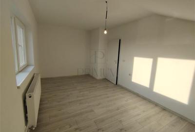 Duplex spatios - zona linistita - compartimentare practica. - 7