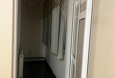 Apartament  Central ,3 camere, 72mp ,etaj  intermediar, zona SIRET - 8