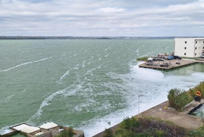STATIUNEA MAMAIA 3 CAMERE 115 MP. MOBILAT UTILAT TERASA VEDERE FRONTALA LA LAC ! - 2