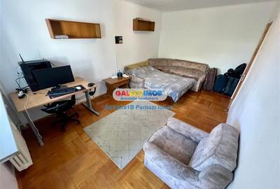 Apartament cu 3 camere decomandat, mobilat în Doamna Ghica