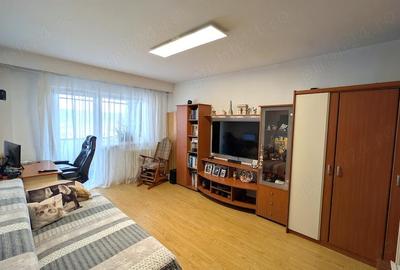Apartament cu 4 camere decomandat în Aurel Vlaicu - 10