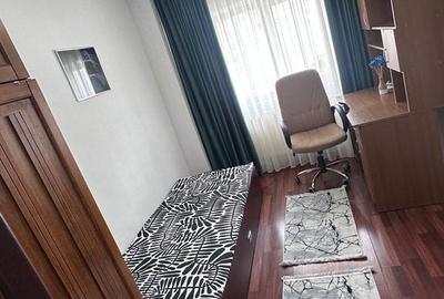 Apartament cu 3 camere decomandat în Central - 4