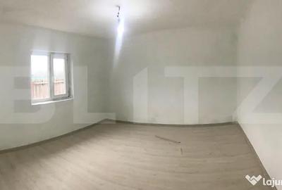 Casă cu 2 camere cu Teren 1724 Mp în Central - 4