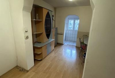 Apartament cu 2 camere decomandat în Nufărul - 3