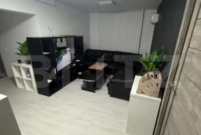 Apartament cu 5 camere decomandat în Micro 3 - 1