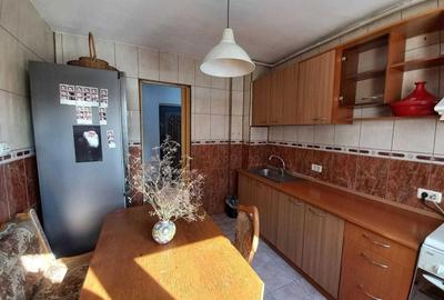Apartament cu 2 camere semidecomandat, mobilat în Berceni - 1