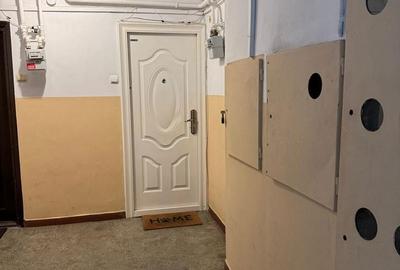 Apartament cu 3 camere în Traian - 1