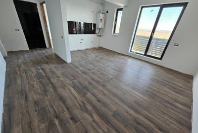 Apartament cu 2 camere decomandat în Haliu