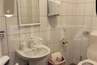 Spațiu comercial, de 220 mp, în Central