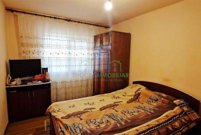 Apartament cu 3 camere în Central - 1