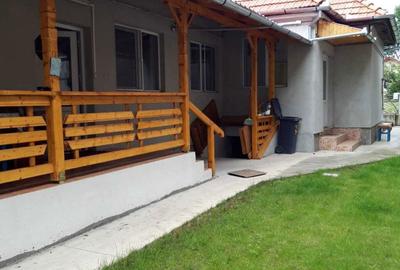 Casă cu 4 camere cu Teren 500 Mp în Central - 2