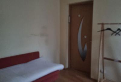 Casă cu 4 camere în Exterior Vest - 1