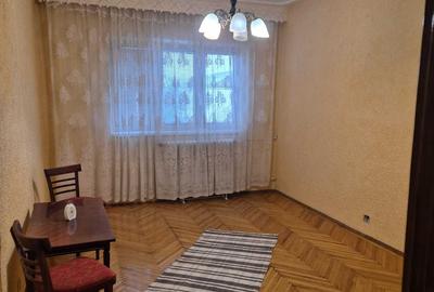 Apartament cu 3 camere decomandat în Central - 2