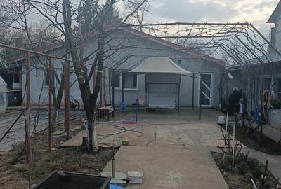 Casă cu 3 camere cu Teren 675 Mp în Central - 1