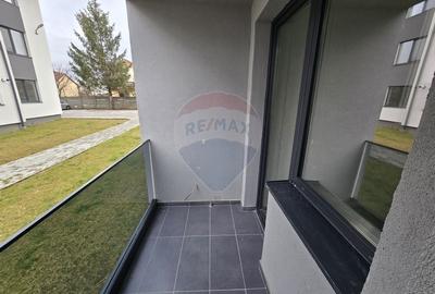 Apartament cu 3 camere de vanzare - 10