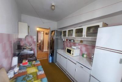 Apartament cu 3 camere decomandat, mobilat în Central - 5