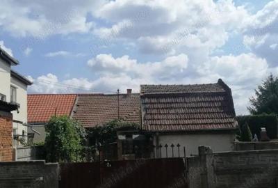 Casă cu 2 camere cu Teren 213 Mp în Titulescu - 2