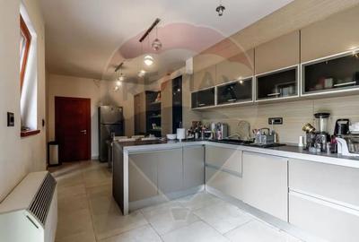 Spațiu comercial, de 1,022 mp, în Central - 6