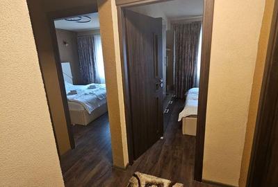 Apartament cu 4 camere în Central - 1