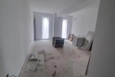 Apartament cu 2 camere decomandat în George Enescu - 5