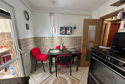 Apartament cu 3 camere decomandat, mobilat în Radu Negru - 13