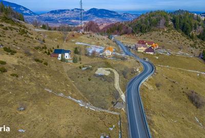 Teren de 985 mp, în Fundata - 5