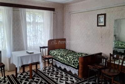 Casă cu Teren 4636 Mp în Central - 7
