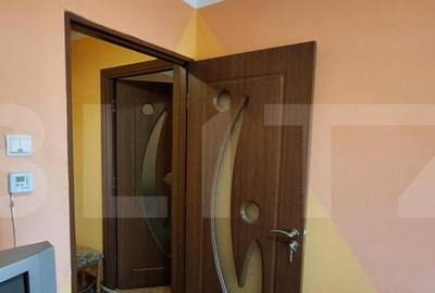 Apartament 2 camere , cu 2 balcoane ?i pivni?a , zona Micr - 4