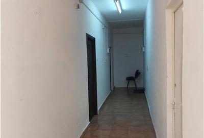 Birou, de 55 mp, în Alfa - 6