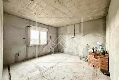 Casă individuală cu 6 camere cu Canalizare în Avrig - 11