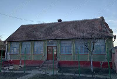 Casă cu 3 camere cu Teren 2275 Mp în Uliuc - 5