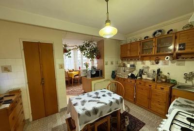 Apartament 2 camere,2 balcoane,decomandat, bloc cu lift, ultracentral - 6