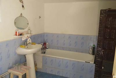 Casă în Apele Vii - 5