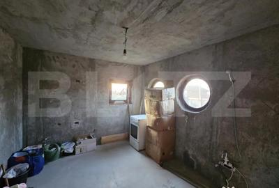 Casă cu 4 camere cu Teren 800 Mp în Central - 13