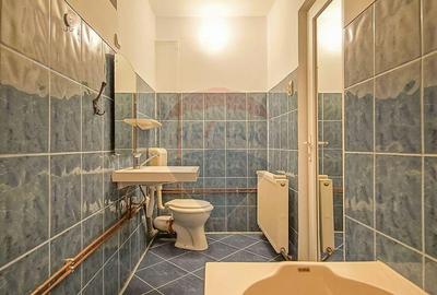 Apartament 2 camere renovat, central, Zona ISR, Ra?nov - 1