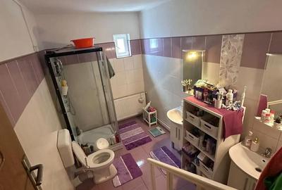 Casă cu 6 camere cu Teren 400 Mp în Est - 9