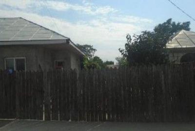 Casă cu 4 camere cu Teren 635 Mp în Gropeni - 10