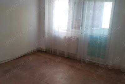 Vand apartament cu 3 camere Vand apartament cu 3 camere - 6