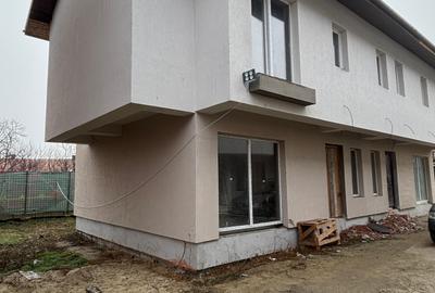 Duplex modern cu etaj și pod, finisaje la alegere ,  ansamblu privat