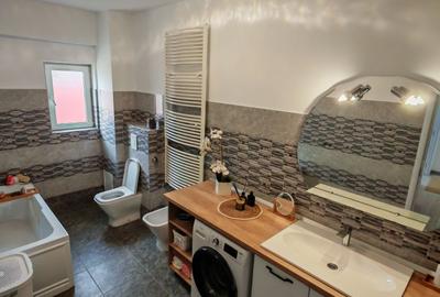 Apartament cu 3 camere decomandat în Exterior Vest - 5